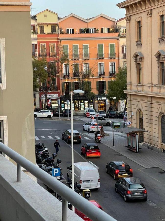 Xoxo Cagliari Apartment ภายนอก รูปภาพ